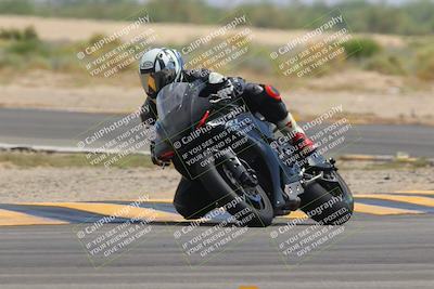 media/Sep-30-2023-SoCal Trackdays (Sat) [[636657bffb]]/Turn 16 (1145am)/